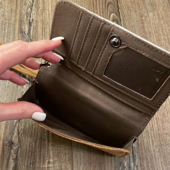 GENUINE LEATHER & Cowhide Wristlet Cardholder - Picture 5 of 8
